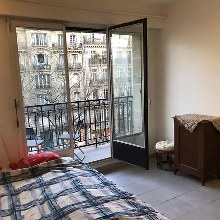 Beautiful Next To Metro Appartement *